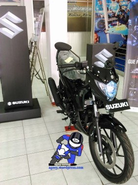Suzuki Satria Black Predator (4)